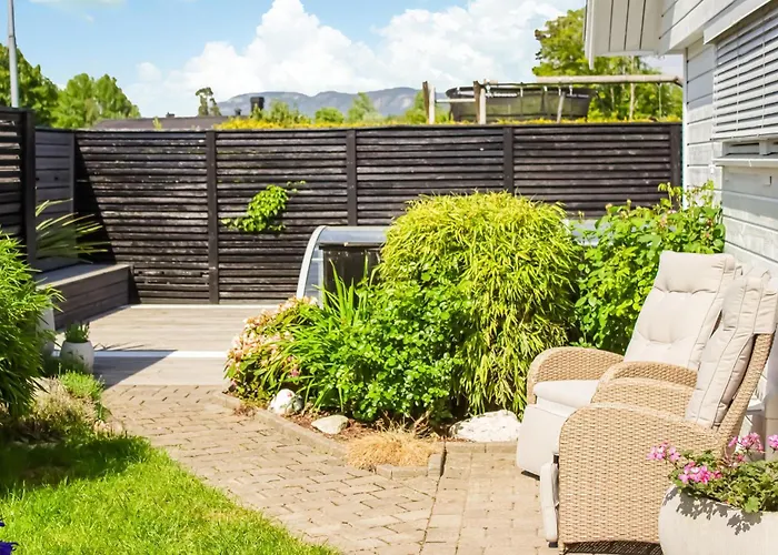 Pet Friendly In * Skien